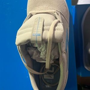 Lakai griffin skate shoe multiple sizes